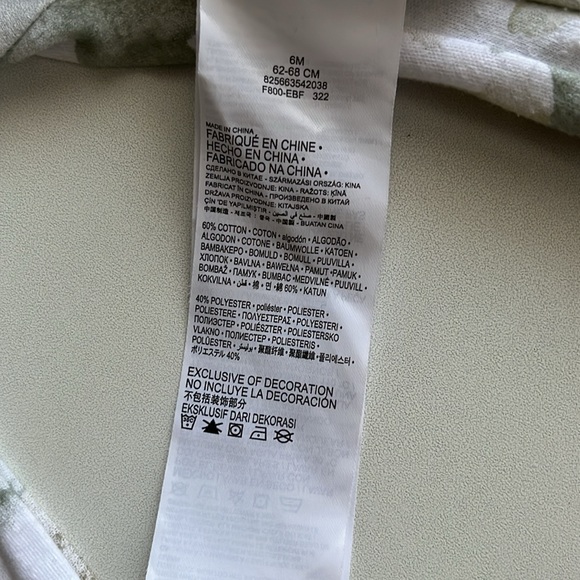 Levis 6m Onesie - Picture 7 of 8